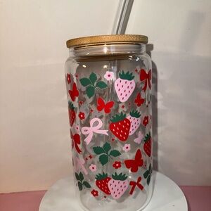 Strawberry and Bow Glass Tumbler with Straw